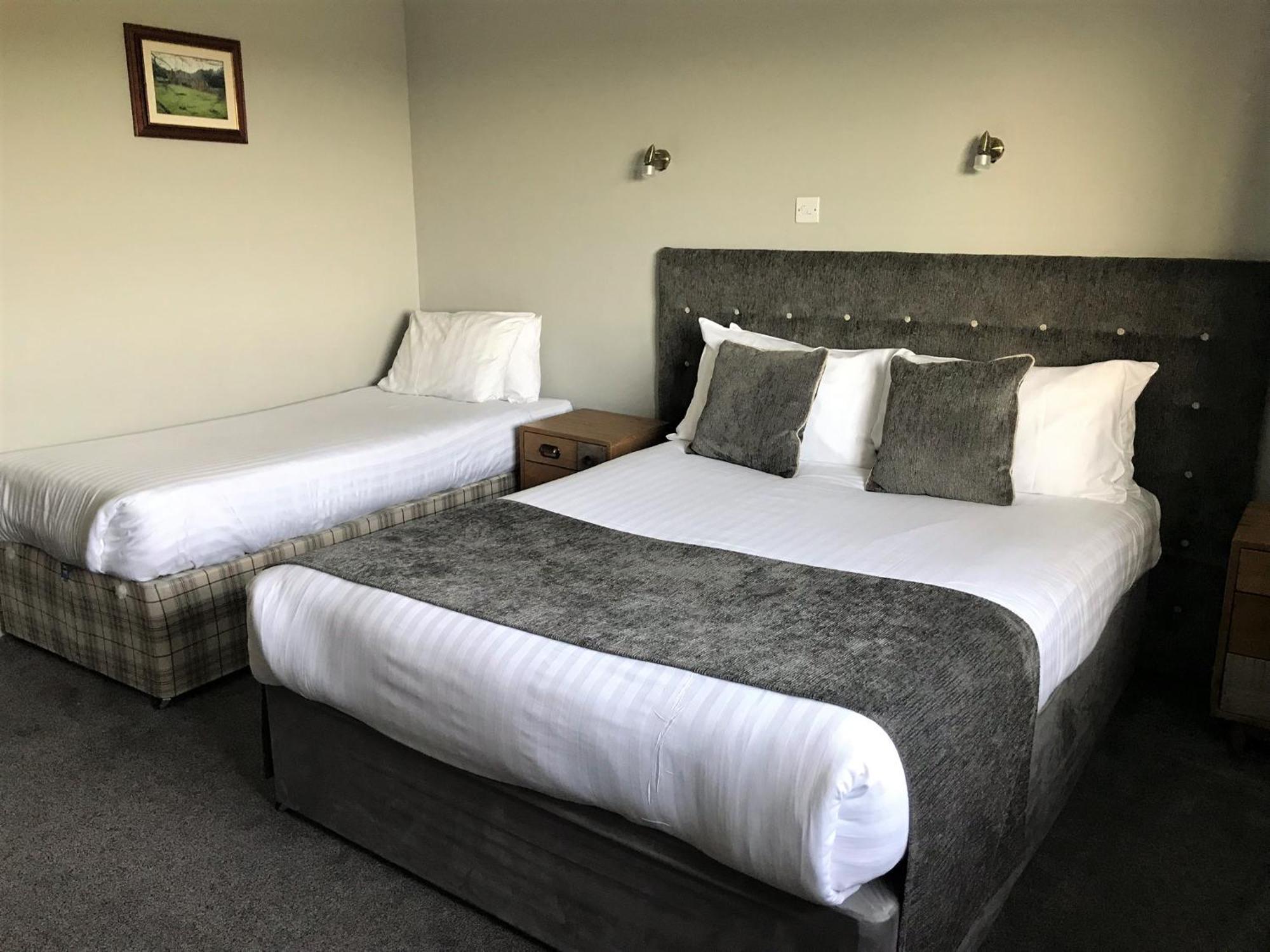 The Dunes Hotel Barrow-in-Furness Room photo